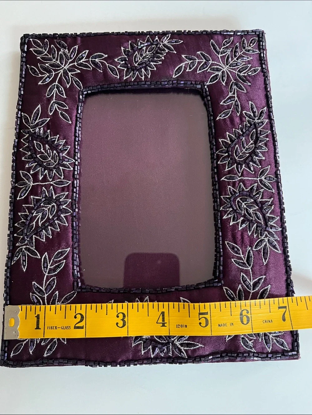 Pier 1 NIB purple cadre paisley brode tufted embroidered bead picture frame 4x6